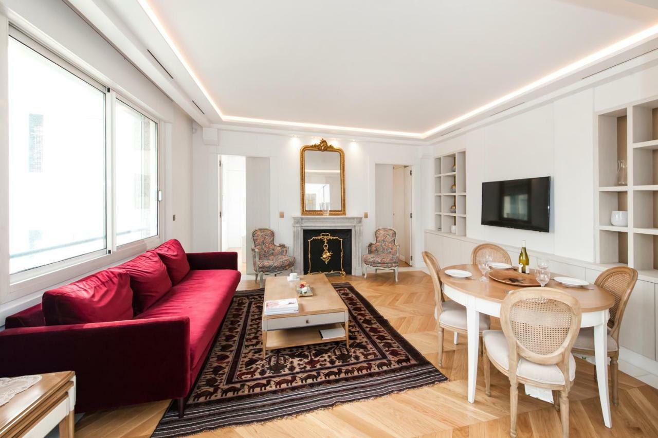 Luxury Montaigne Apartment 巴黎 外观 照片