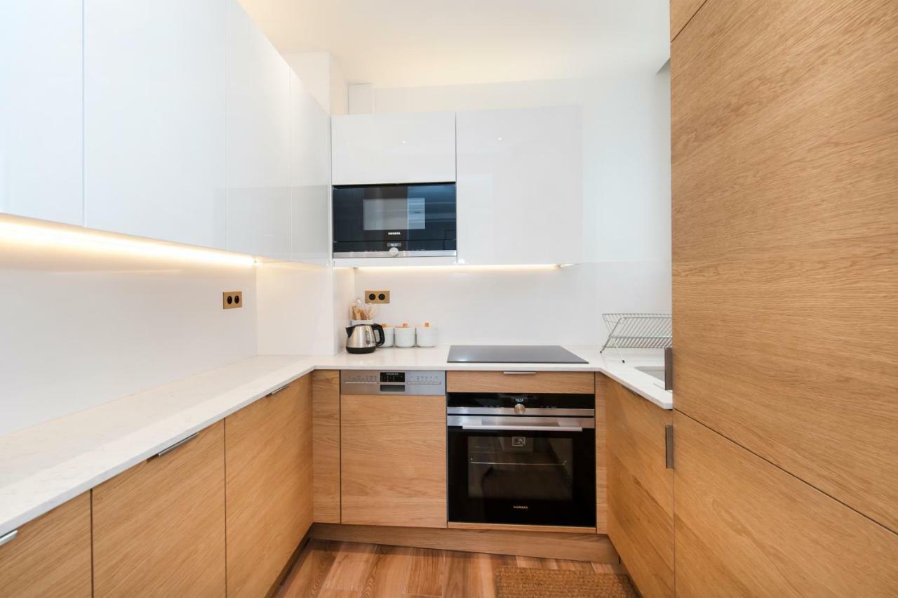 Luxury Montaigne Apartment 巴黎 外观 照片