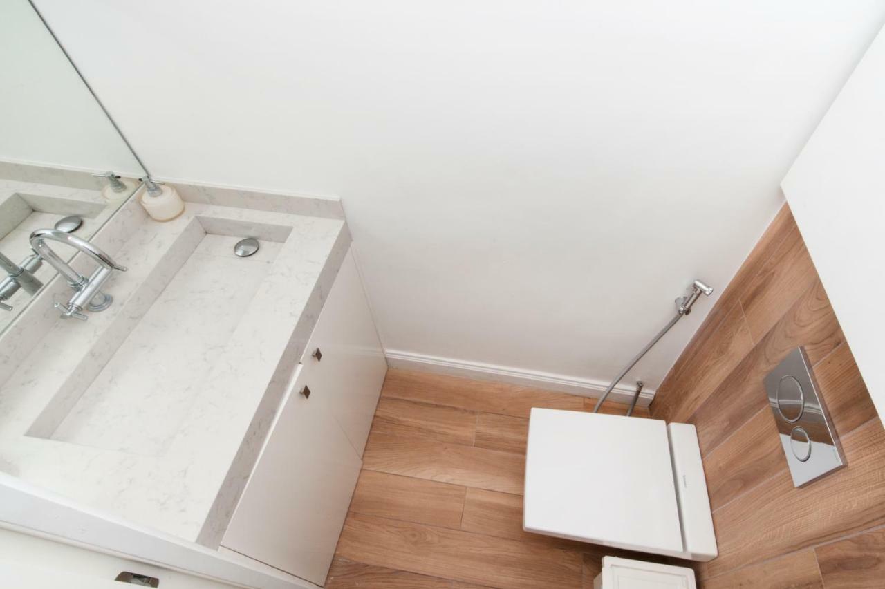 Luxury Montaigne Apartment 巴黎 外观 照片